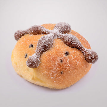 Pan de muerto relleno de Chocolate Hershey's